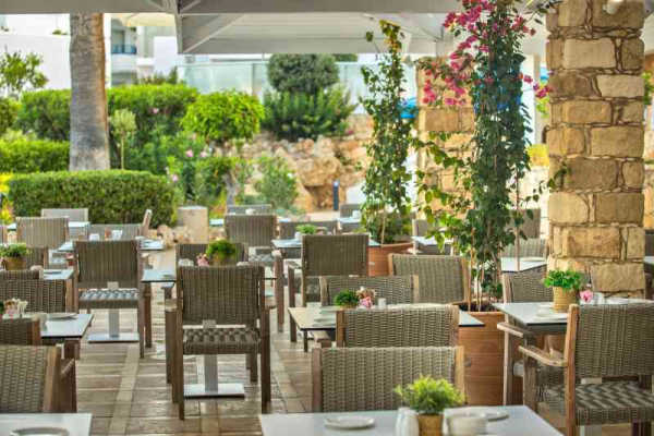 Beautiful outdoor terrace at Mare Restaurant