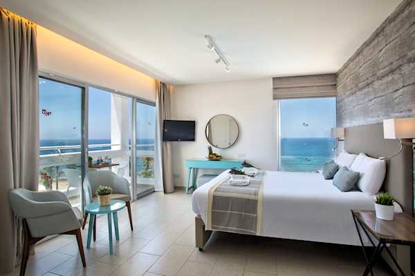 Presidential Suite with Panoramic Sea View