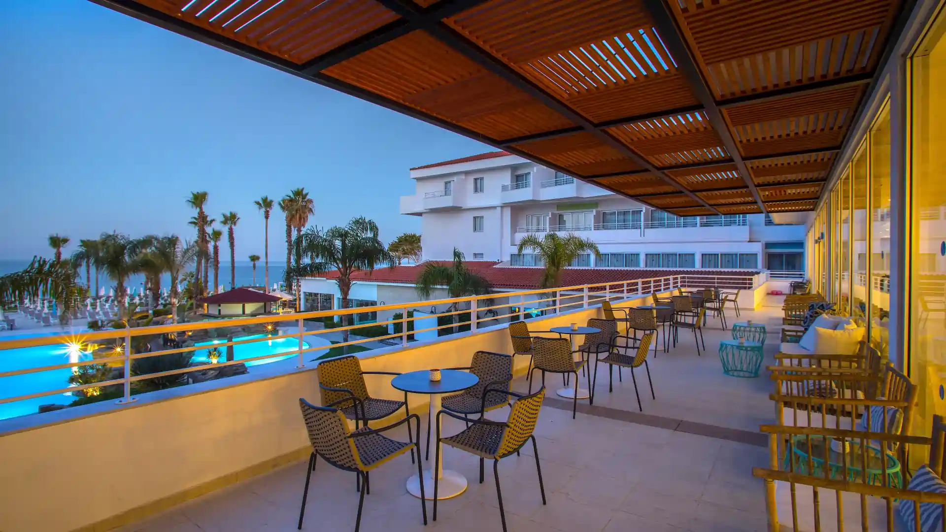 Leonardo Hotels & Resorts Mediterranean - lobbyBar_01