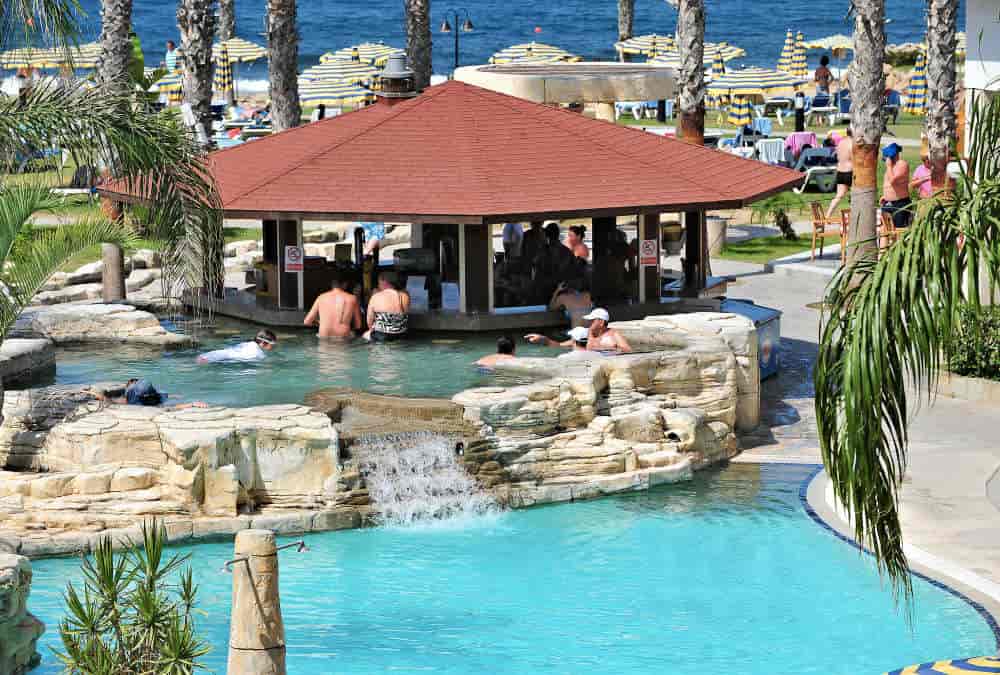 Leonardo Hotels & Resorts Mediterranean - poolBar_01