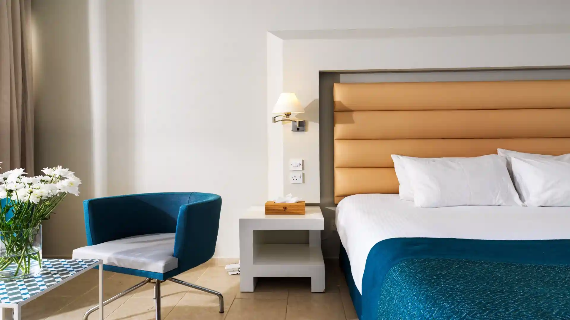 Leonardo Hotels & Resorts Mediterranean - executiveStudioSeaView_02