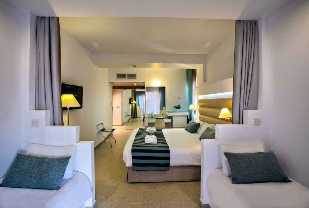 Leonardo Hotels & Resorts Mediterranean - familyRoomSeaViewOrPoolView_03.jpg