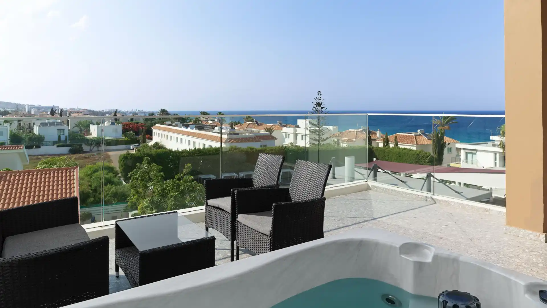 Leonardo Hotels & Resorts Mediterranean - superiorRoom_01