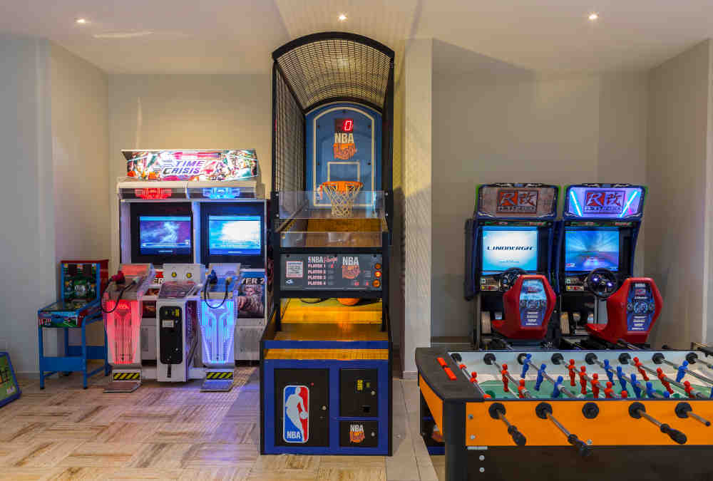 Leonardo Hotels & Resorts Mediterranean - funtacyArcade_05