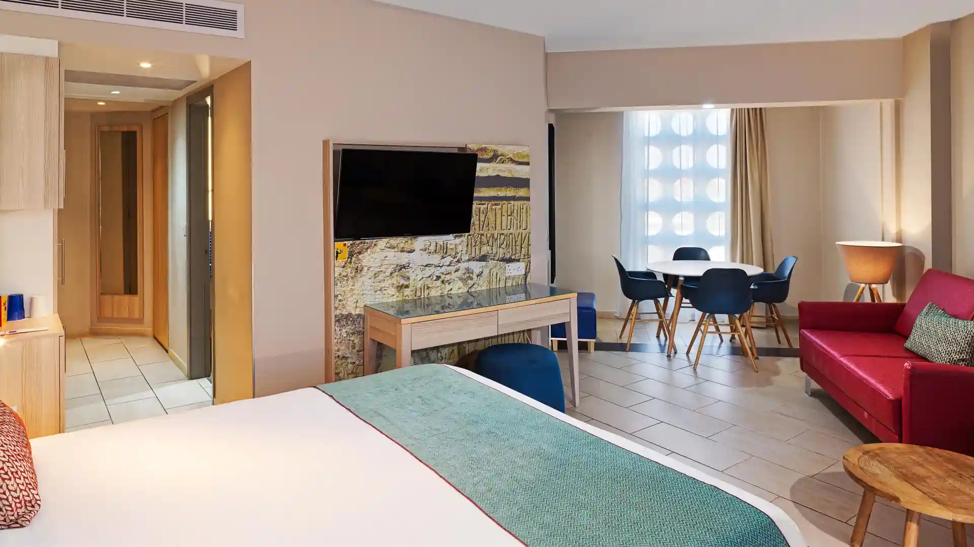 Leonardo Hotels & Resorts Mediterranean - juniorSuiteInlandView_04