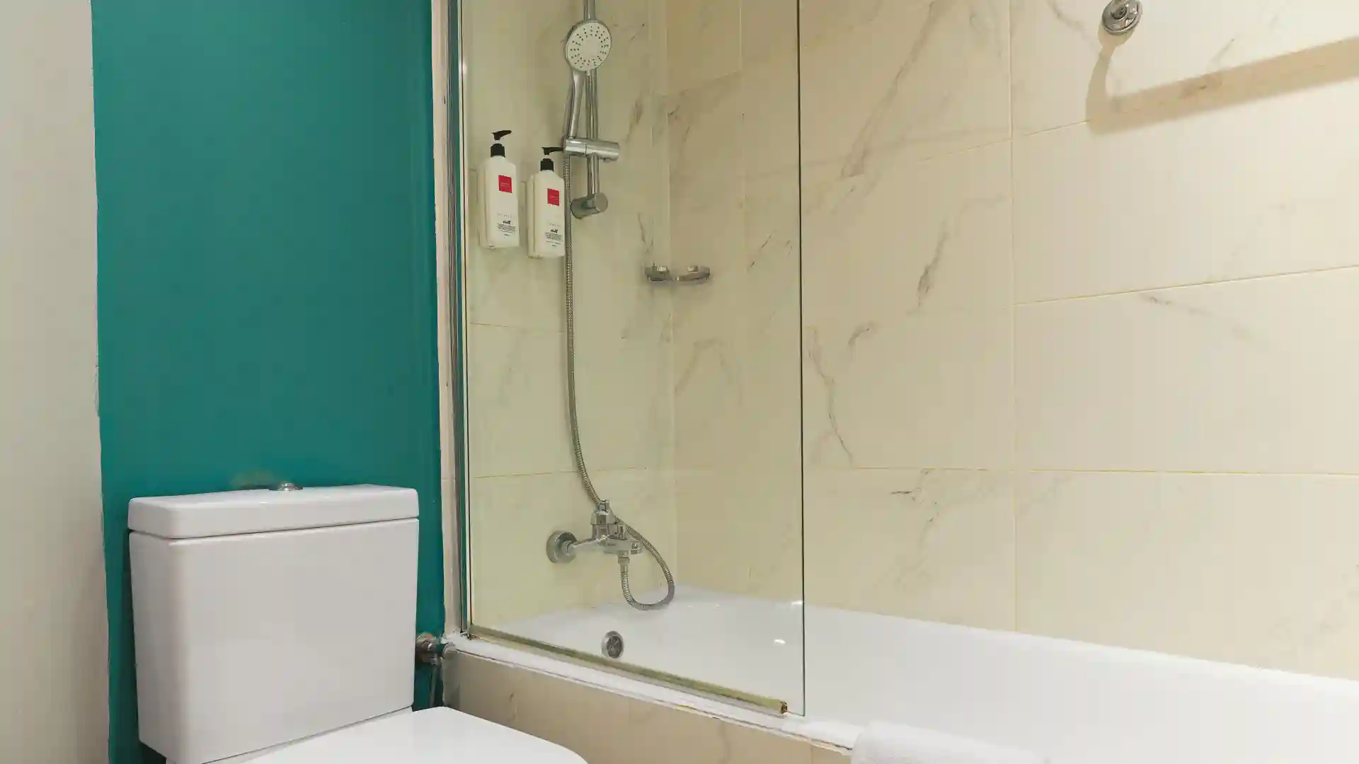 Leonardo Hotels & Resorts Mediterranean - juniorSuiteInlandView_07