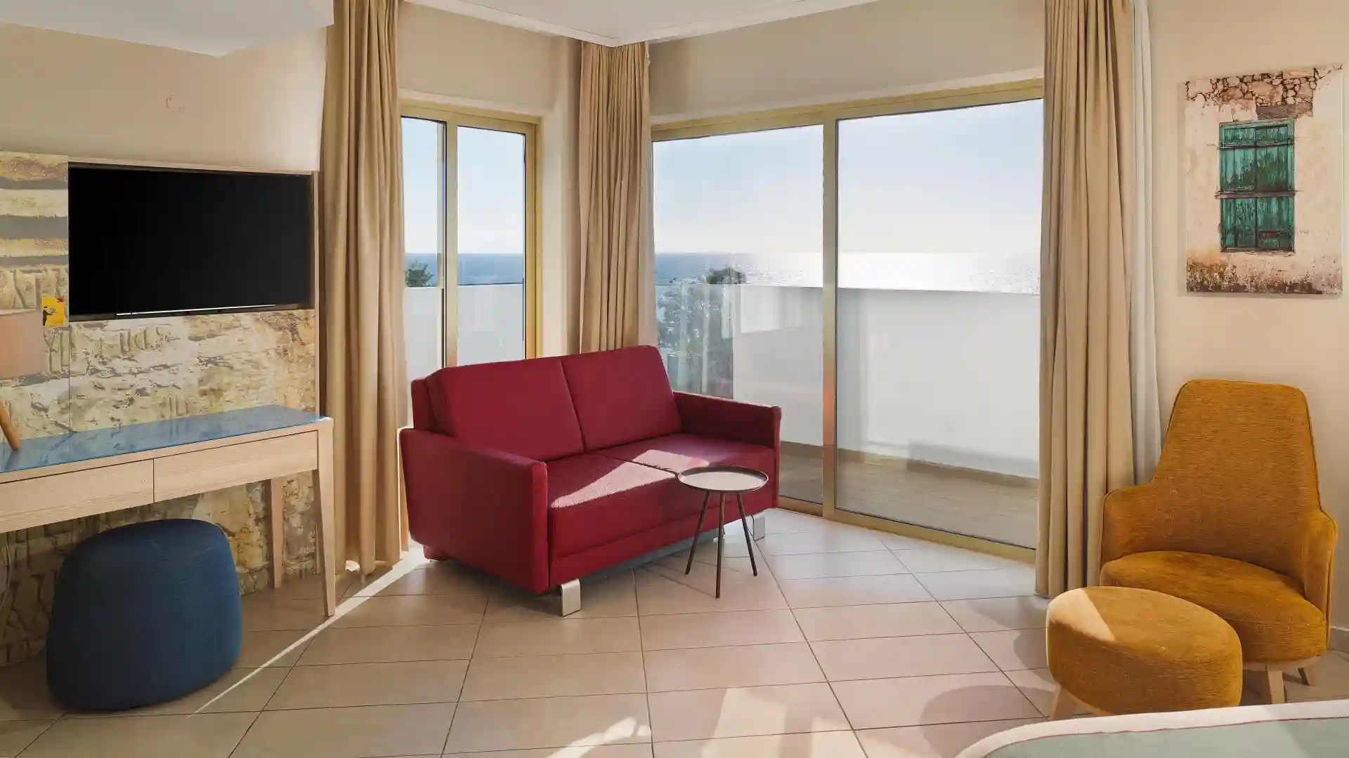 Leonardo Hotels & Resorts Mediterranean - seaViewSuite_05