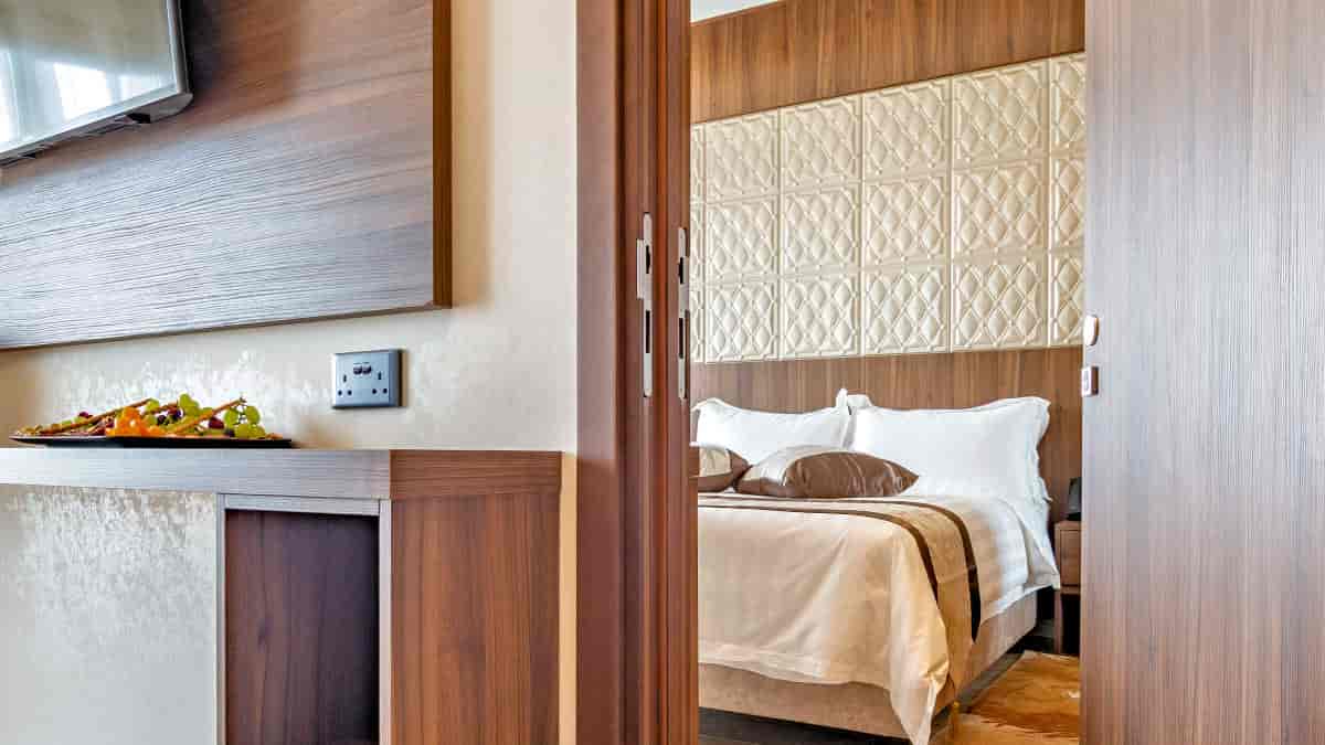 Leonardo Hotels & Resorts Mediterranean - twinDoubleConnectingRoomCityView_01