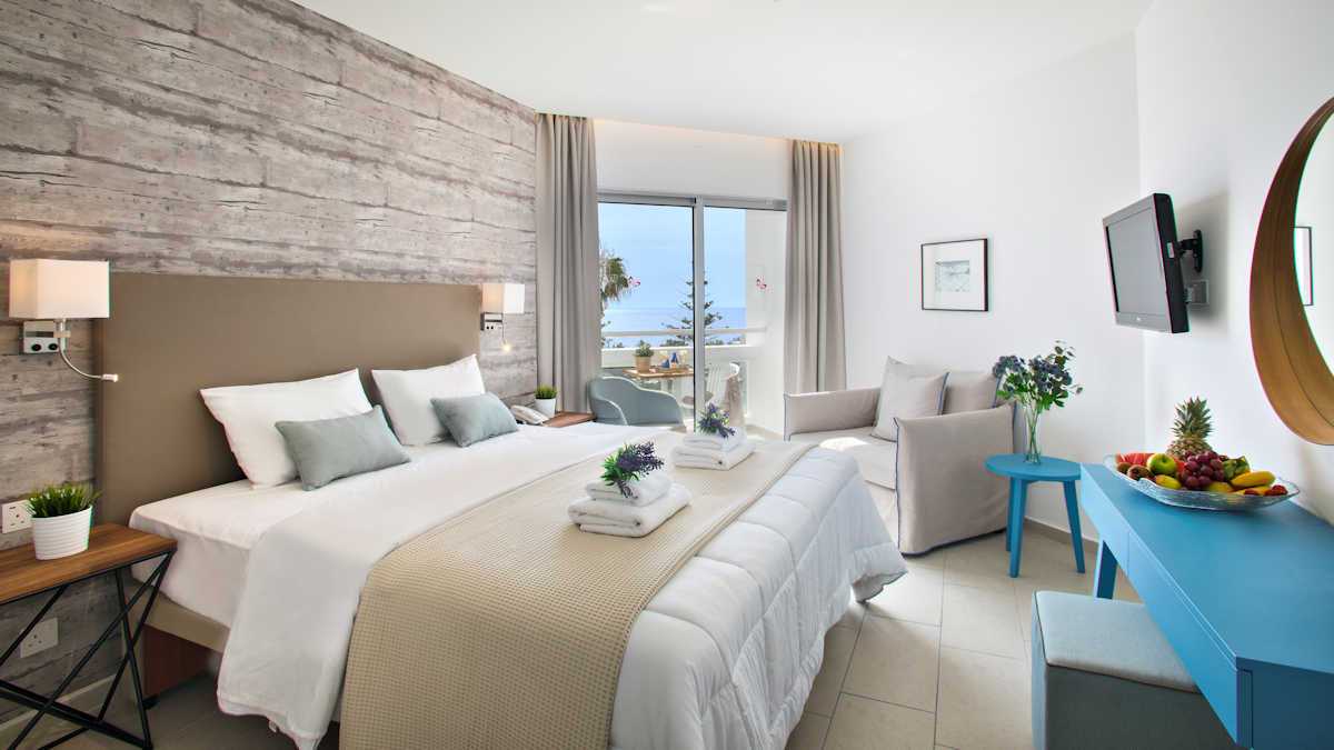 Leonardo Hotels & Resorts Mediterranean - twinDoubleSeaView_01