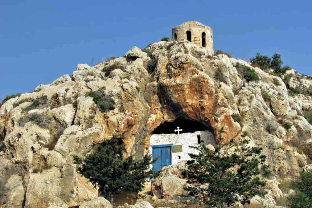 Leonardo Hotels & Resorts Mediterranean - agioiSarantaCaveChurch_01